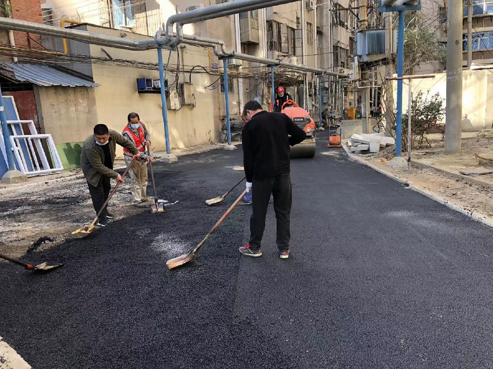 鄭州西工房社區瀝青攤鋪