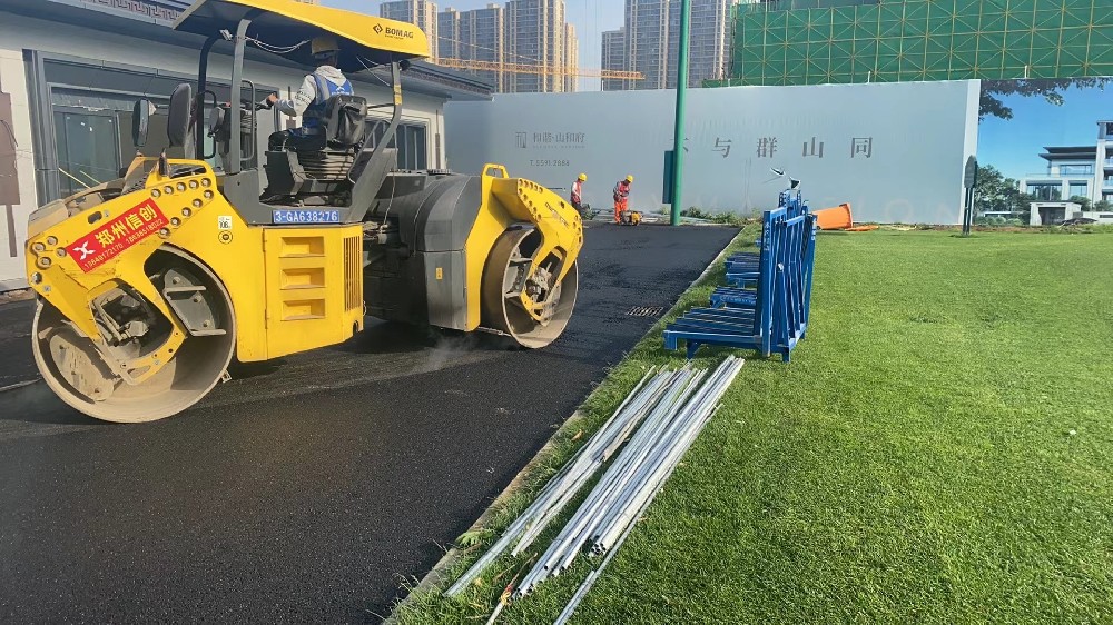 新鄉瀝青路面攤鋪