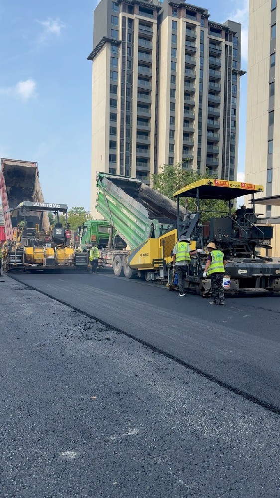 鄭州新鄉瀝青路面再生的應用——鄭州新鄉瀝青攪拌站
